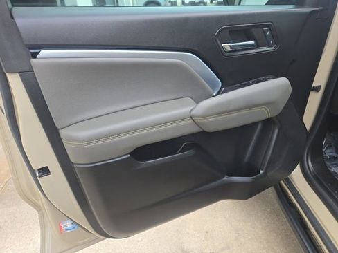 Used 2023 Chevrolet Colorado ZR2 image 4