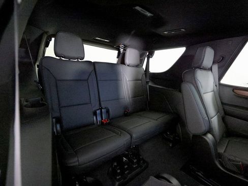 Used 2026 GMC Yukon Denali w/ Sun & Power Step Package image 14