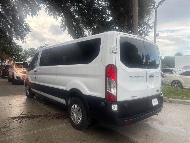 Used 2024 Ford Transit 350 XLT RWD image 5