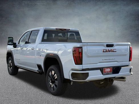 New 2026 GMC Sierra 2500 Denali w/ Denali Reserve Package image 5