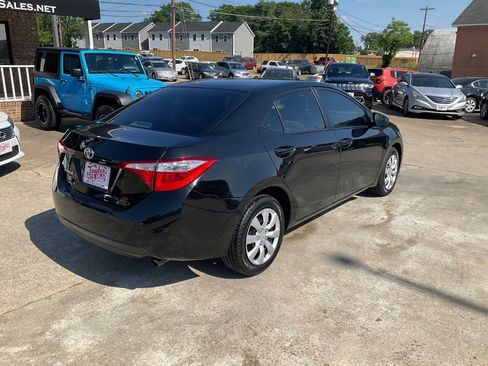 Used 2014 Toyota Corolla LE FWD image 4