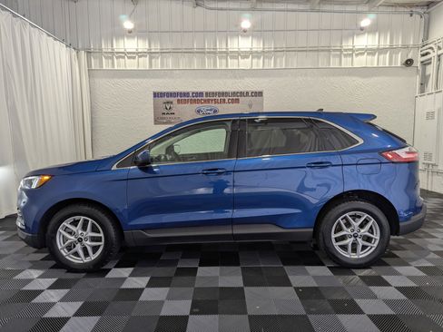 Used 2024 Ford Edge SEL w/ Convenience Package AWD/4WD image 2