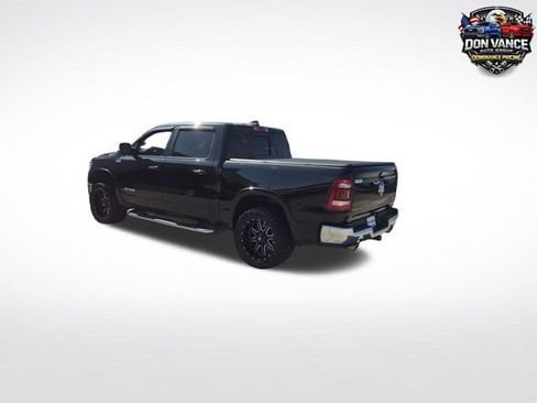 Used 2019 RAM 1500 Laramie AWD/4WD image 3