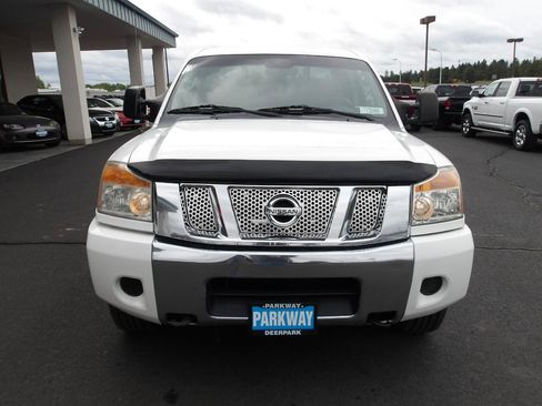 Used 2011 Nissan Titan S AWD/4WD image 8