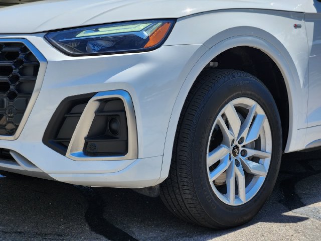 Used 2023 Audi Q5 2.0T Premium w/ Convenience Package AWD/4WD image 7