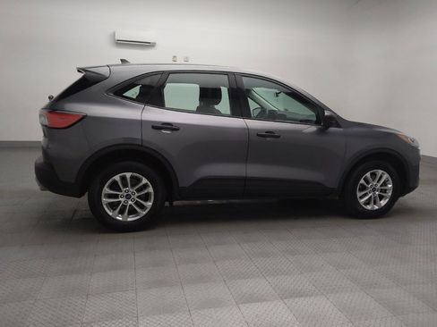 Used 2021 Ford Escape S image 10