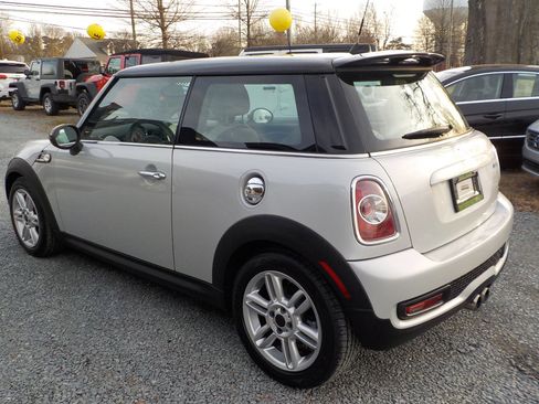 Used 2012 MINI Cooper S image 3