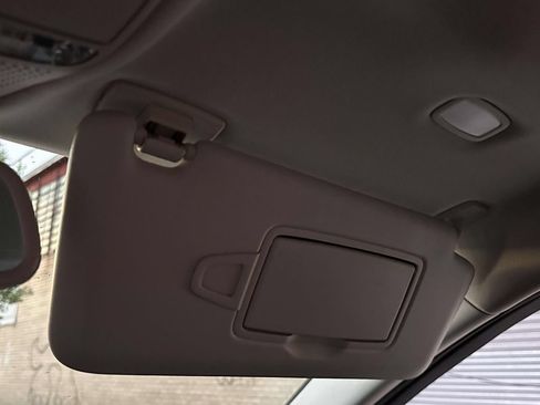 Used 2015 Mercedes-Benz C 300 4MATIC Sedan image 25