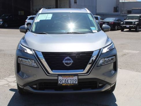 Used 2022 Nissan Rogue SL FWD image 2