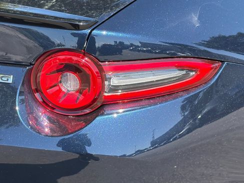 New 2026 MAZDA MX-5 Miata Club w/ Appearance Package RWD image 32