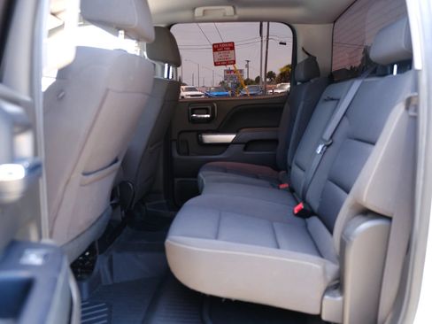 Used 2018 Chevrolet Silverado 1500 LT w/ All Star Edition AWD/4WD image 12