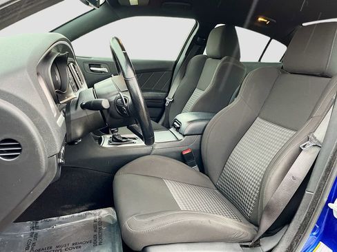 Used 2022 Dodge Charger GT w/ Blacktop Package image 19