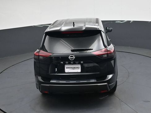 Certified 2026 Nissan Rogue SV FWD image 38