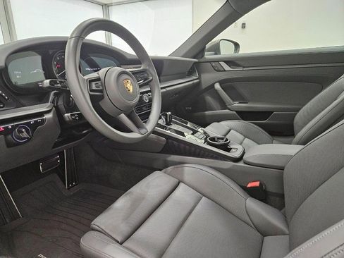 Certified 2022 Porsche 911 Carrera S image 4