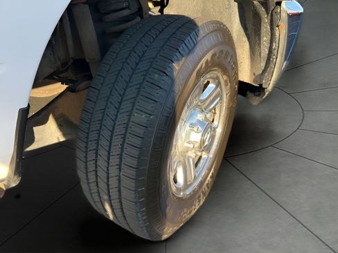 Used 2014 RAM 3500 SLT w/ Protection Group image 40