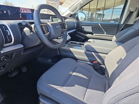 Certified 2025 Ford Expedition Max Active AWD/4WD image 15