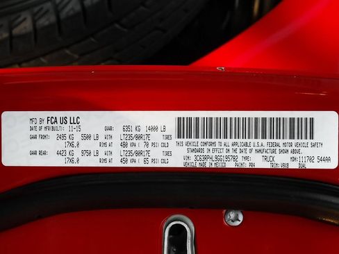 Used 2016 RAM 3500 SLT w/ Cold Weather Group image 52