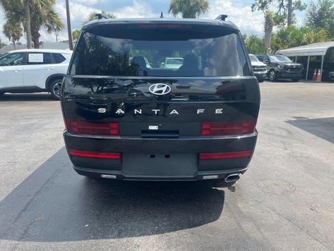 Used 2026 Hyundai Santa Fe SEL FWD image 3