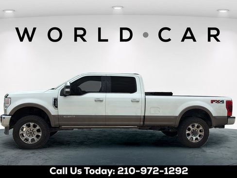 Used 2020 Ford F350 King Ranch w/ King Ranch Ultimate Package AWD/4WD image 12