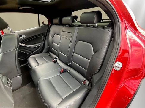 Used 2019 Mercedes-Benz GLA 250 4MATIC image 22