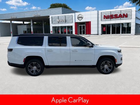 Used 2024 Jeep Grand Wagoneer L 4WD image 3