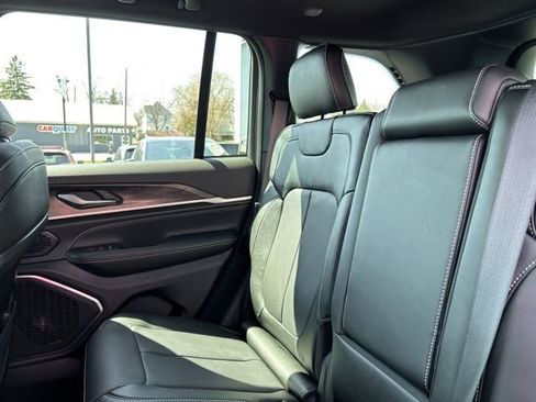 New 2026 Jeep Grand Cherokee Limited AWD/4WD image 22