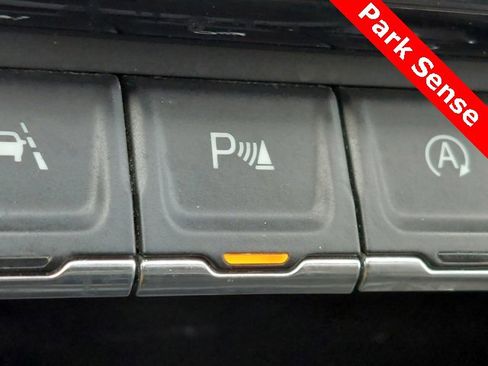 Used 2023 GMC Sierra 1500 AT4 w/ AT4 Preferred Package image 24