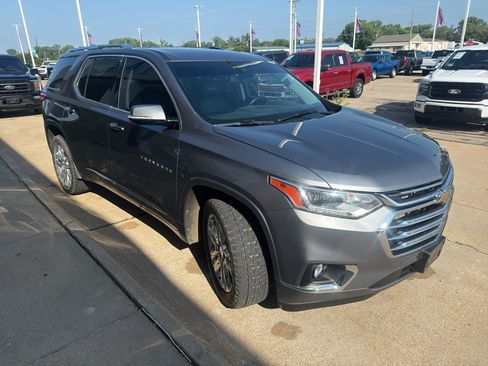 Used 2020 Chevrolet Traverse High Country AWD/4WD image 10