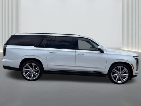Certified 2025 Cadillac Escalade ESV Sport Platinum AWD/4WD image 5