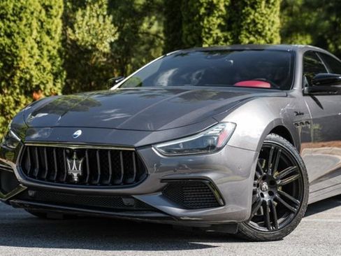 Used 2023 Maserati Ghibli Modena RWD image 2