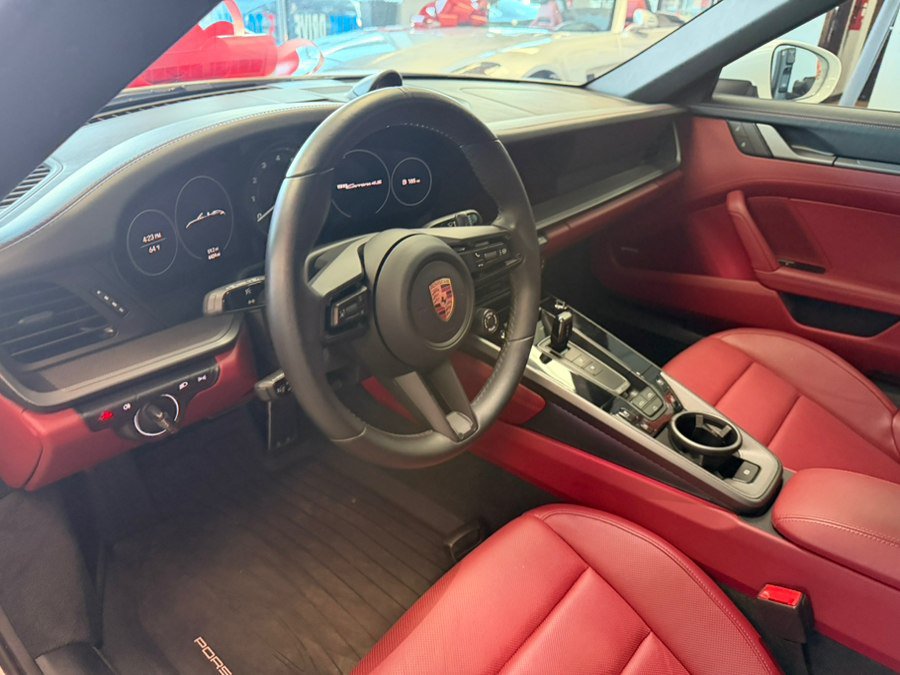 Used 2024 Porsche 911 Carrera 4S AWD/4WD image 49
