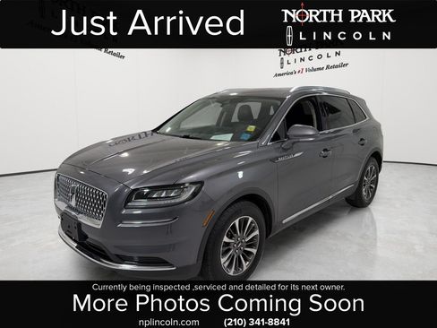 Used 2023 Lincoln Nautilus FWD w/ Premium Package image 1