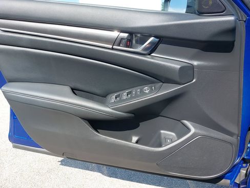 Used 2022 Honda Accord Sport image 23