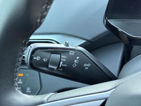 New 2026 Volkswagen ID.4 Pro image 30