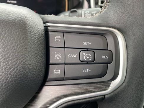 Used 2023 Jeep Wagoneer Series II w/ Premium Group I image 20