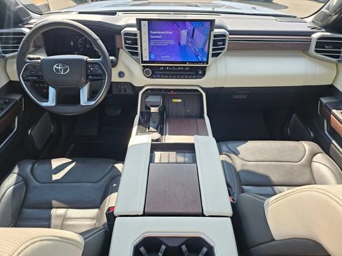 Used 2023 Toyota Sequoia Platinum AWD/4WD image 9