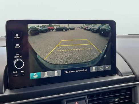 Certified 2023 Honda Pilot Touring image 16