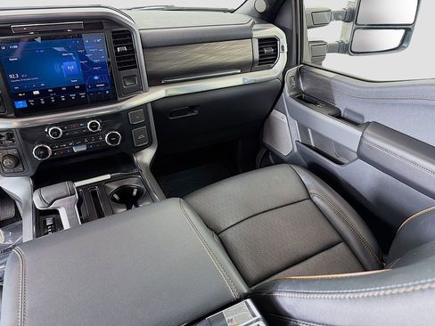 Used 2025 Ford F150 Lariat w/ Equipment Group 502A High AWD/4WD image 27
