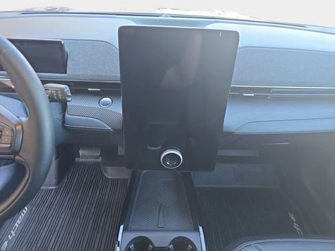 Used 2023 Ford Mustang Mach-E Premium image 23