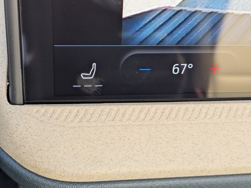 New 2025 Ford Maverick Lariat w/ 4K Tow Package image 23