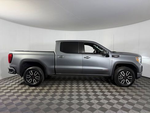 Used 2021 GMC Sierra 1500 AT4 w/ AT4 Preferred Package AWD/4WD image 4