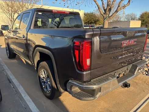 Used 2025 GMC Sierra 1500 SLT image 6