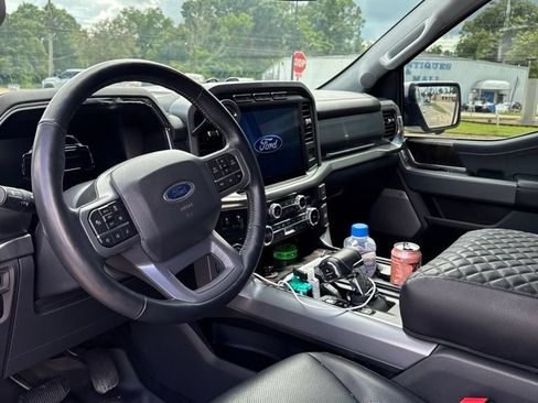 Used 2022 Ford F150 Lariat w/ Equipment Group 502A High AWD/4WD image 7