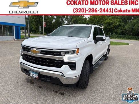 Used 2024 Chevrolet Silverado 1500 LT w/ Leather Package AWD/4WD image 3