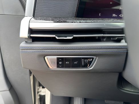 New 2026 Cadillac Escalade IQ Sport 1 w/ LPO, ONYX Package image 30