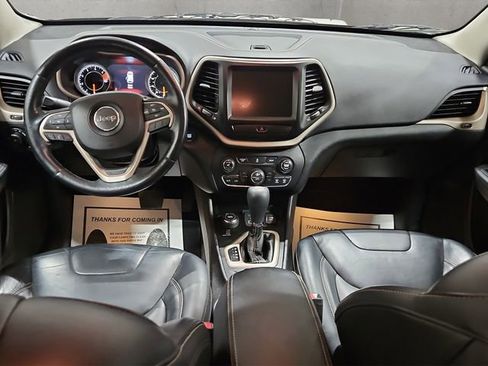 Used 2017 Jeep Cherokee Limited AWD/4WD image 13