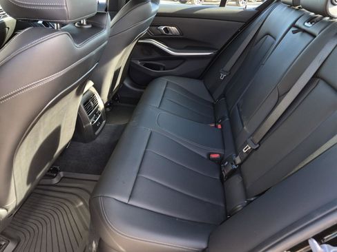 Certified 2025 BMW 330i xDrive Sedan w/ Convenience Package AWD/4WD image 27