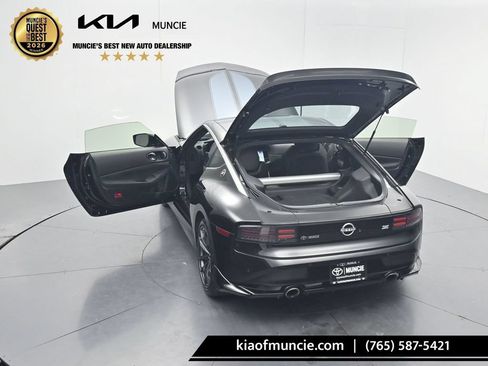 Used 2024 Nissan Z Performance w/ Floor Mat Package RWD image 70