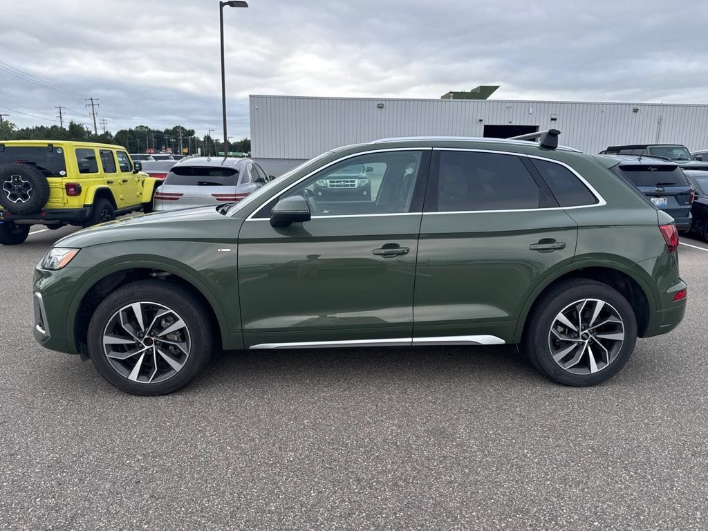 Used 2024 Audi Q5 2.0T Premium Plus AWD/4WD image 2