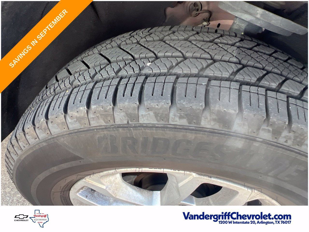 Used 2019 Chevrolet Traverse LT FWD image 6